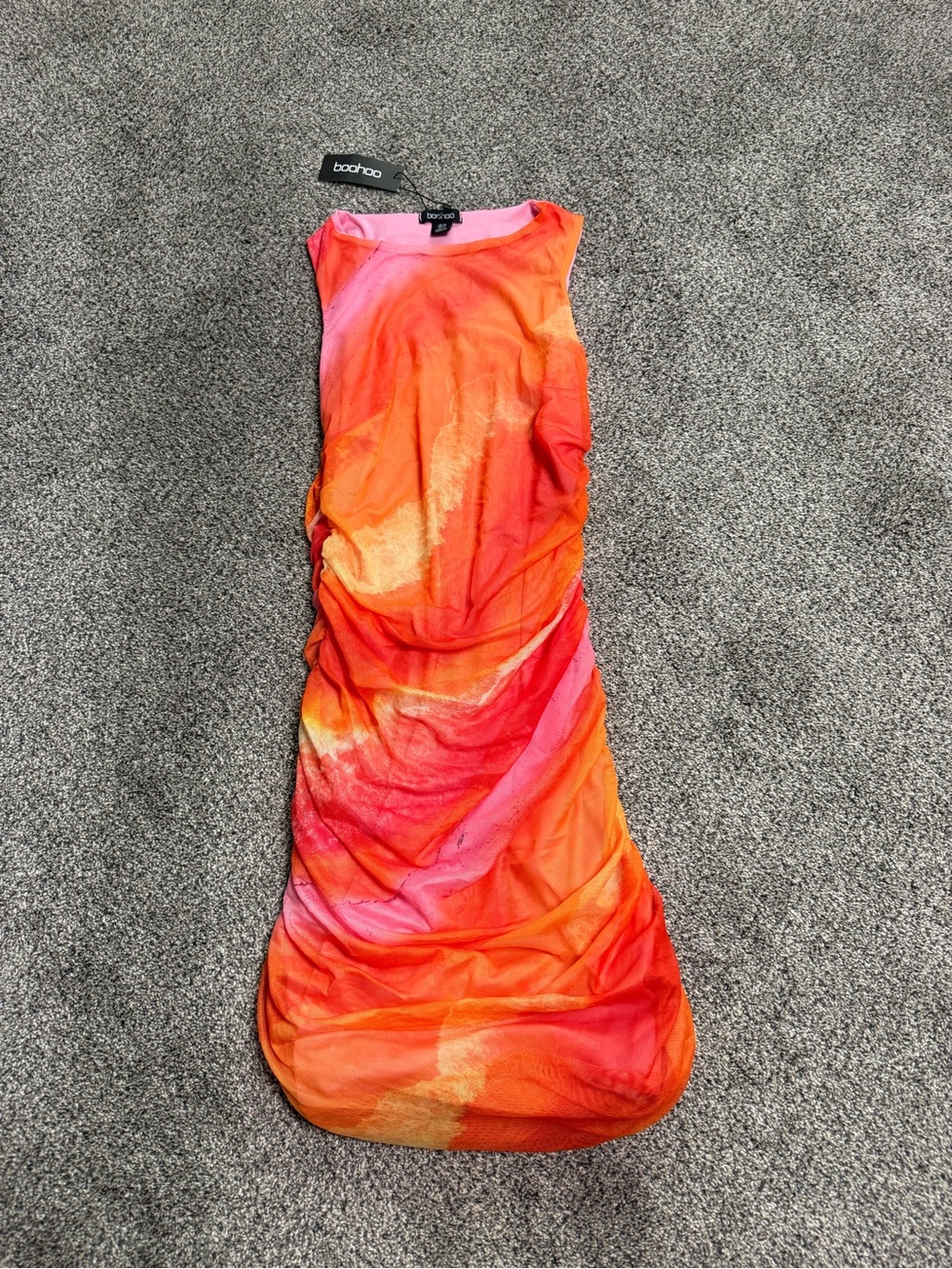 Boohoo abstract ruched mini dress pink and orange size 6 nwt